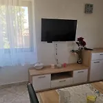 Διαμέρισμα Rahela *