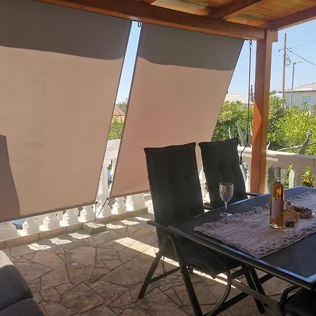 Apartment Rahela Selce