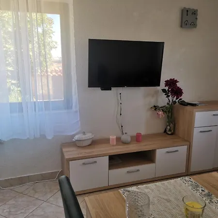 Apartment Rahela *